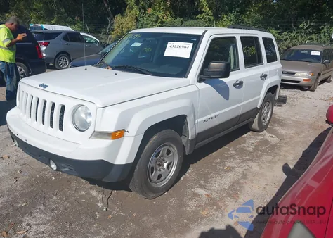 2014 Jeep Patriot Sport from USA, damaged, VIN 1C4NJPBA3ED813852